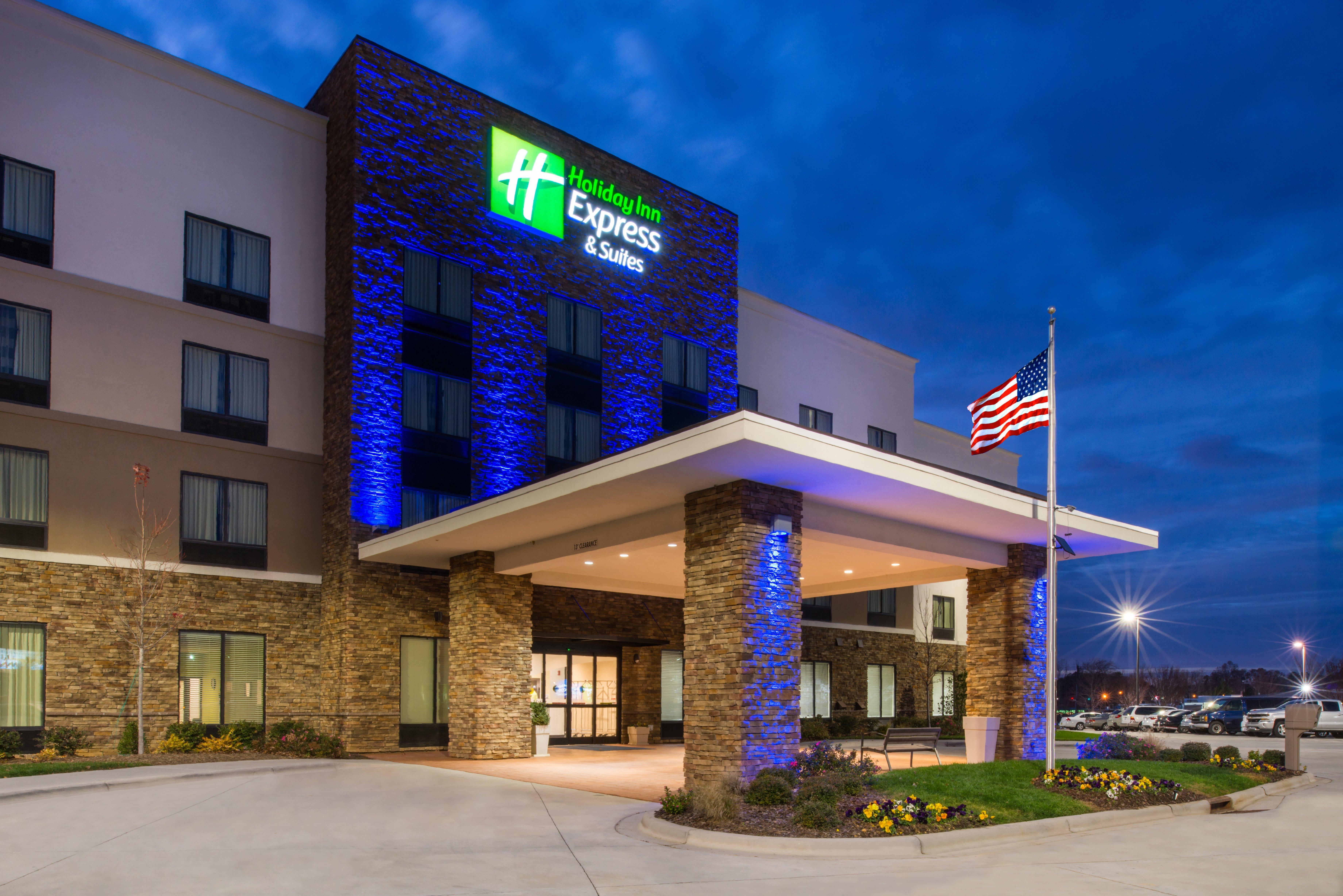 Holiday Inn Express & Suites Monroe By Ihg Buitenkant foto