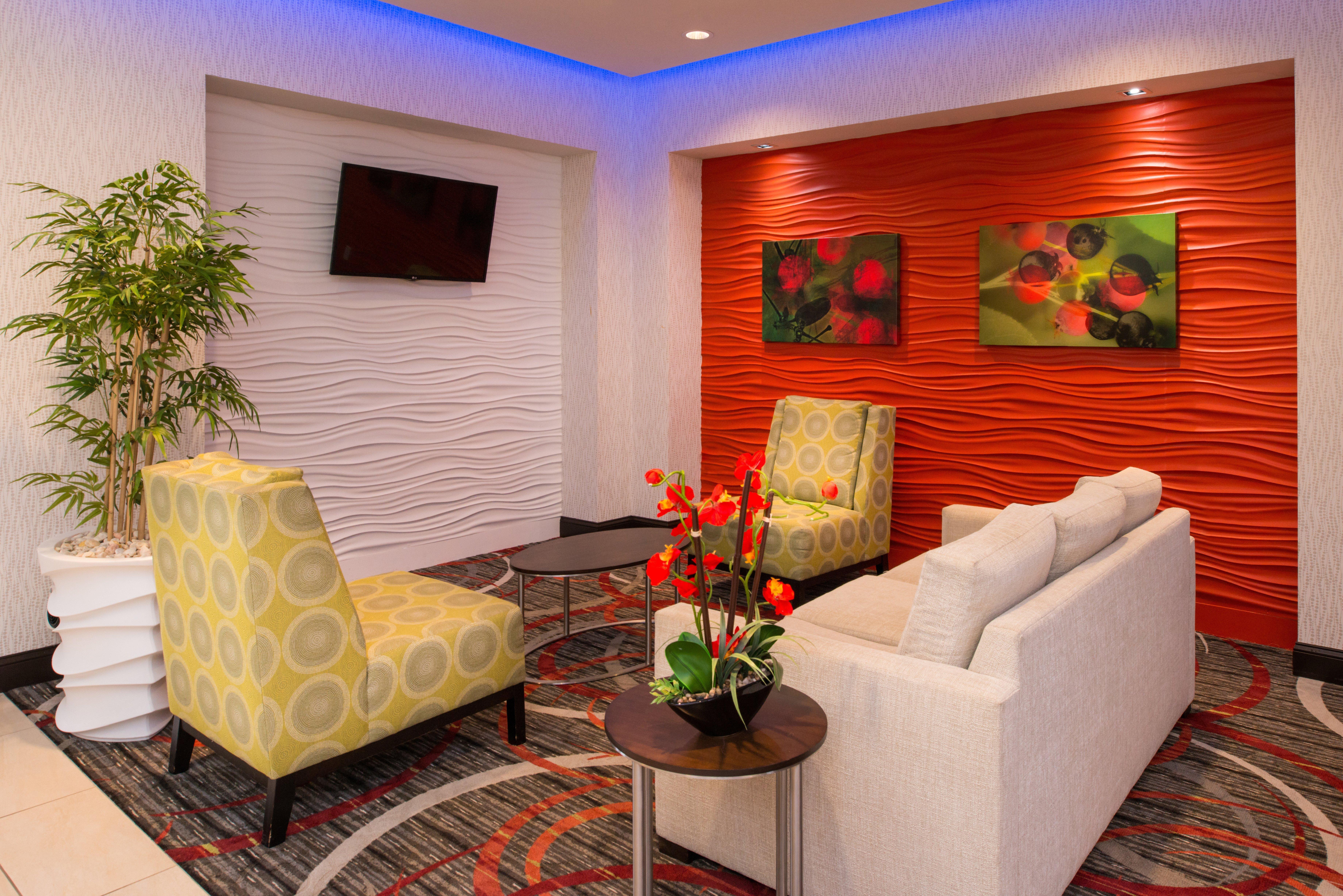 Holiday Inn Express & Suites Monroe By Ihg Buitenkant foto