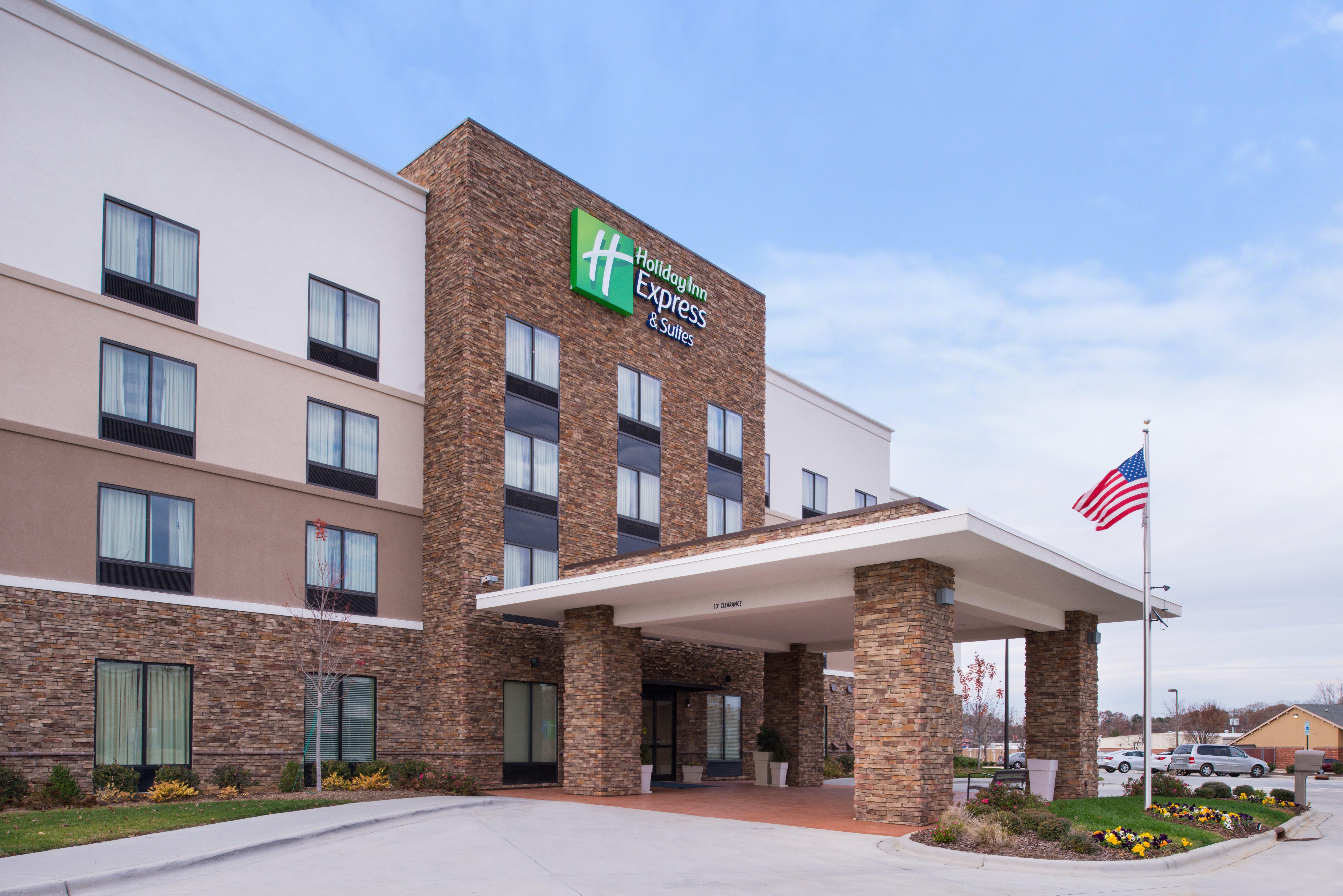 Holiday Inn Express & Suites Monroe By Ihg Buitenkant foto